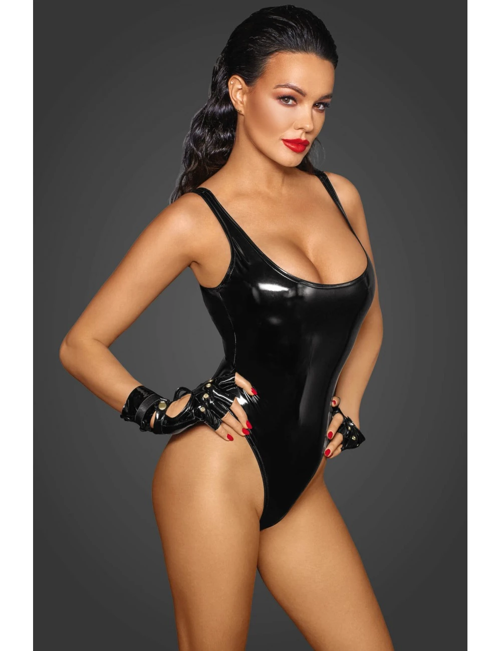 Body Echancré En Vinyle F245 Noir Handmade – Image 3